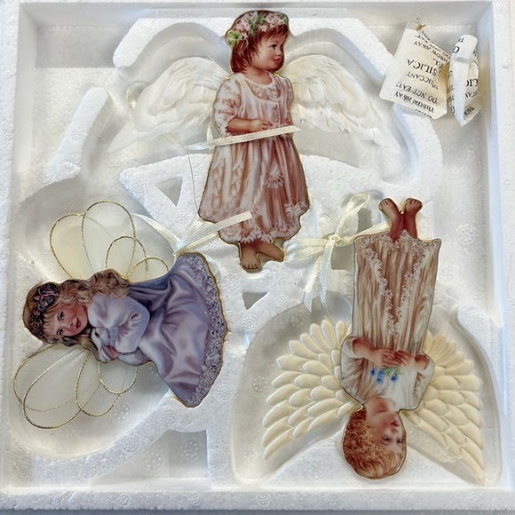 The Bradford Exchange Holiday Bradford Editions Heavens Little